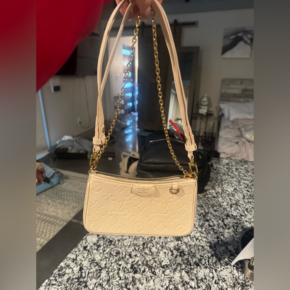 Elegant Cream Designer Shoulder Bag 100 percent authentic!!!